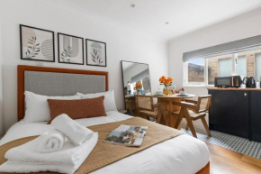 Luxurious Studio Retreat - La Réserve Knightsbridge